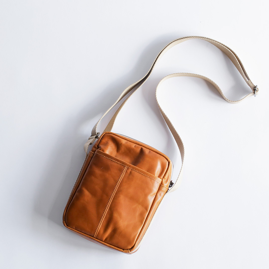 旨し馬革ミニショルダーバッグ 全体