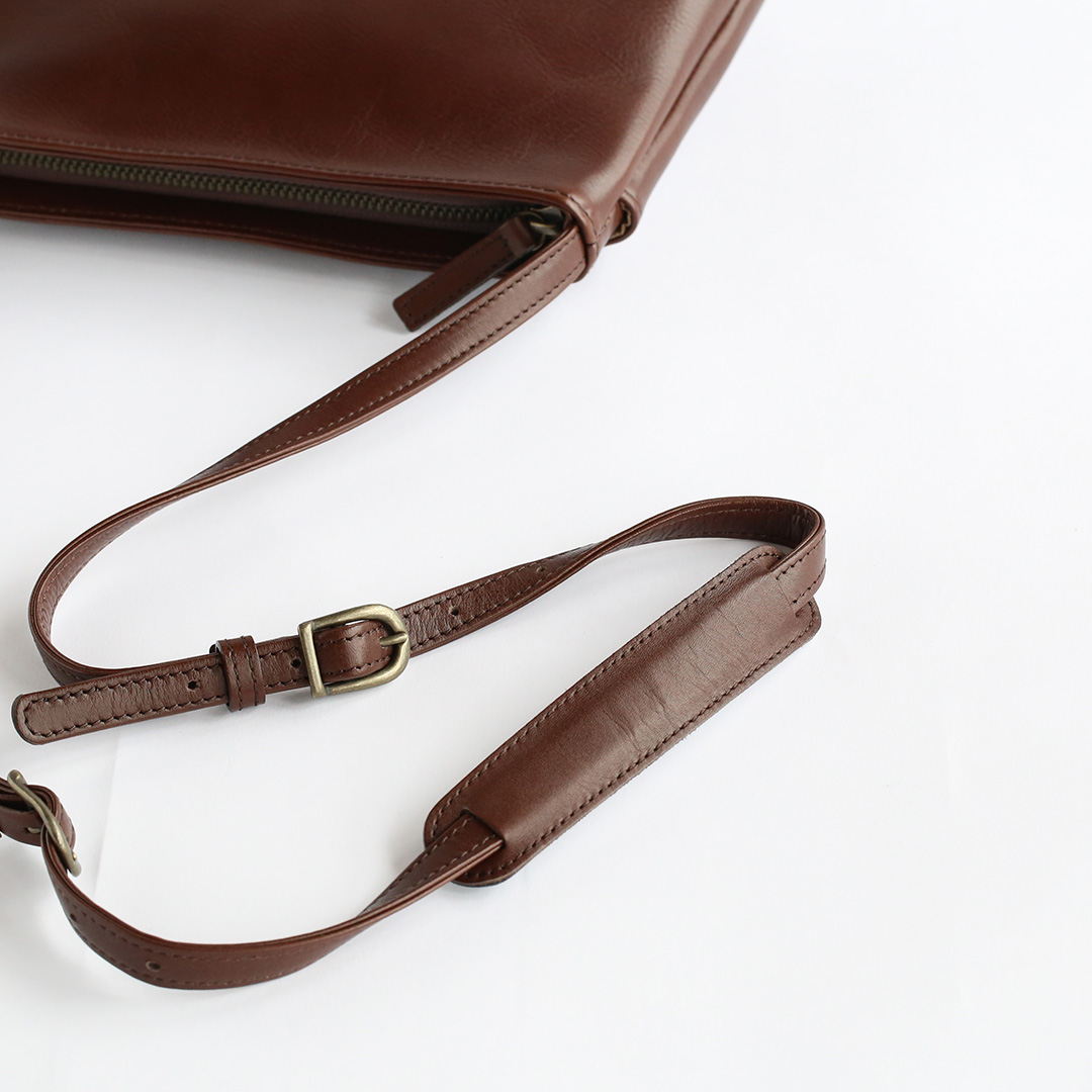 ホーガンズアレイ/レザーサコッシュ ショルダーベルト