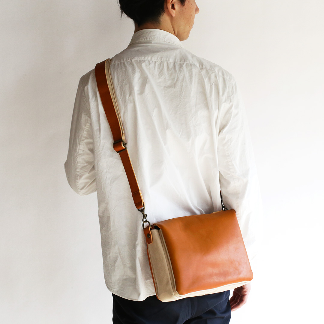 3層式ショルダーバッグ ダブルフェイス仕様