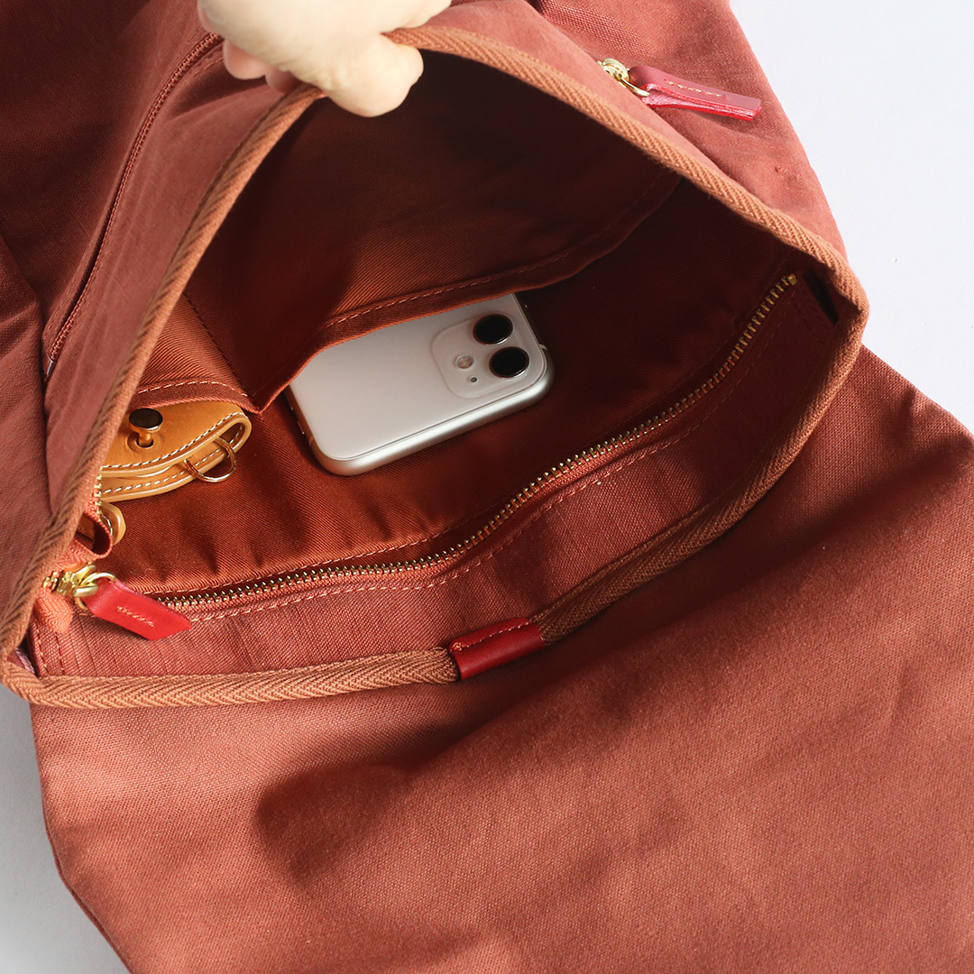 ”求道の布帛(ふはく)” 帆布リュック メイン収納 内装のオープンポケット