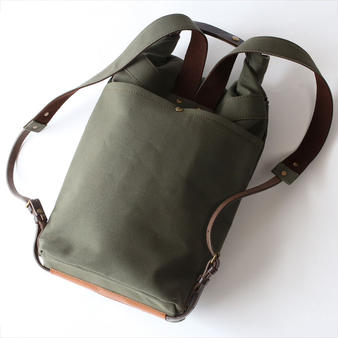 6号帆布と革のロールトップリュック ショルダーベルト