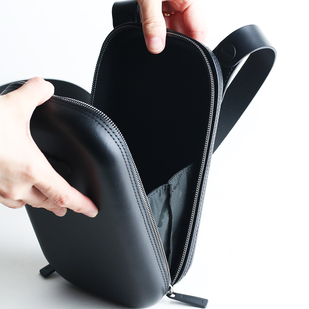 MONTBOOK Tondo トラベルポーチ 内装