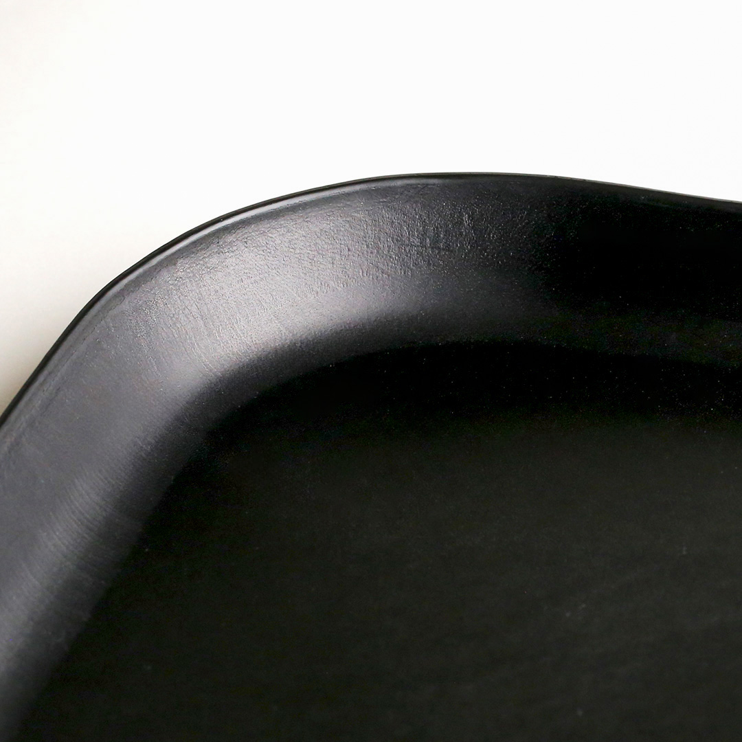 MONTBOOK Tondo レザートレイ(L) 革の質感