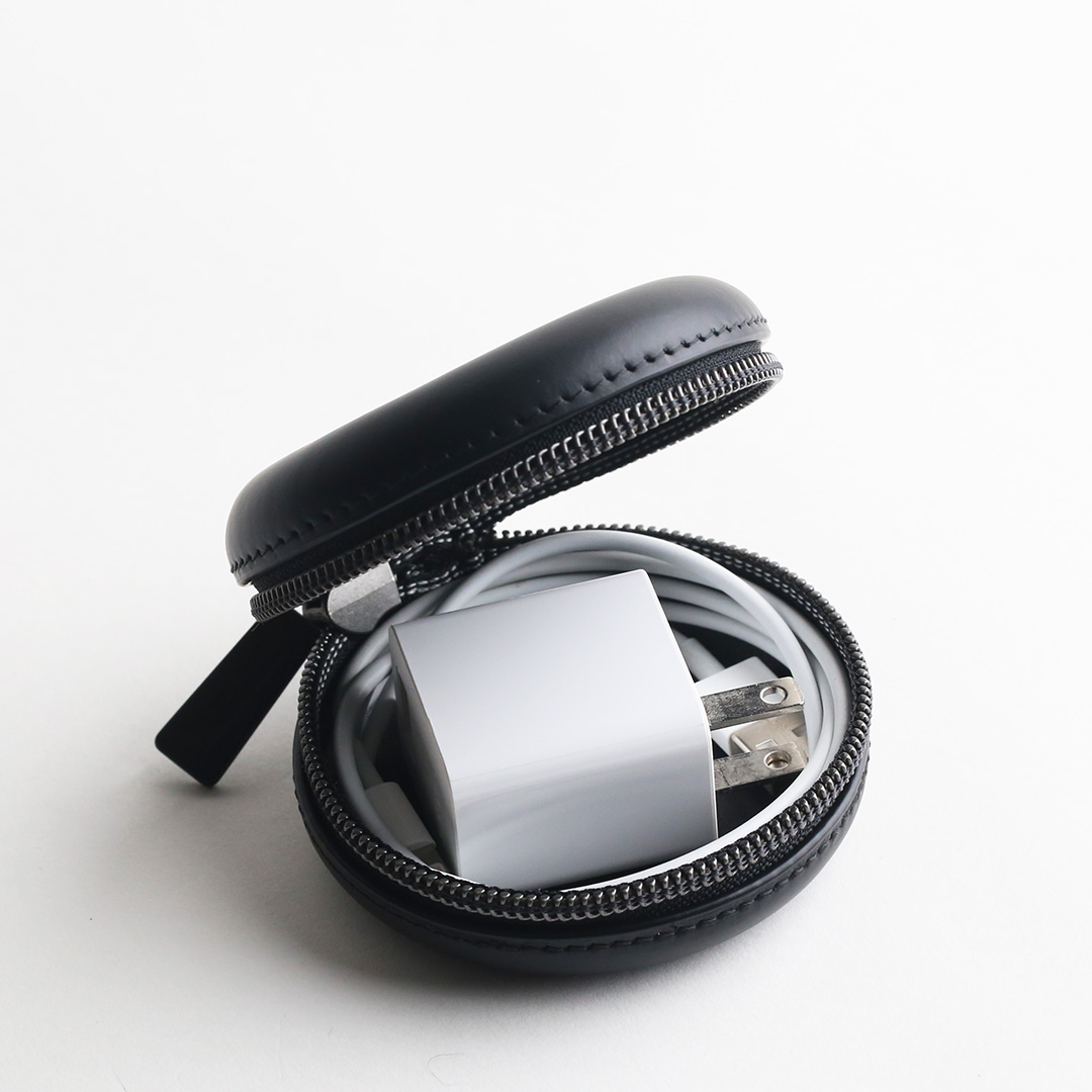 MONTBOOK Tondo 丸型ミニポーチ-コードバン 内装