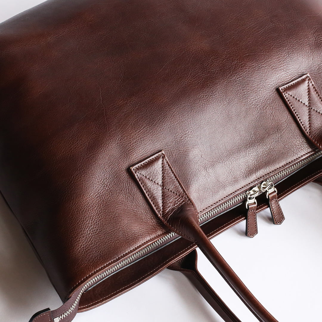 NENKE（ネンケ）レザートート 革の経年変化