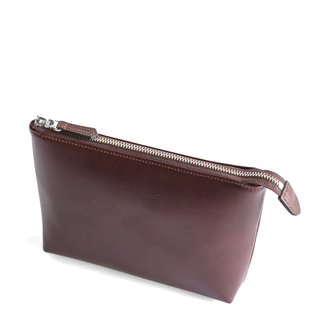 NENKE（ネンケ）レザーポーチ ファスナーの開閉