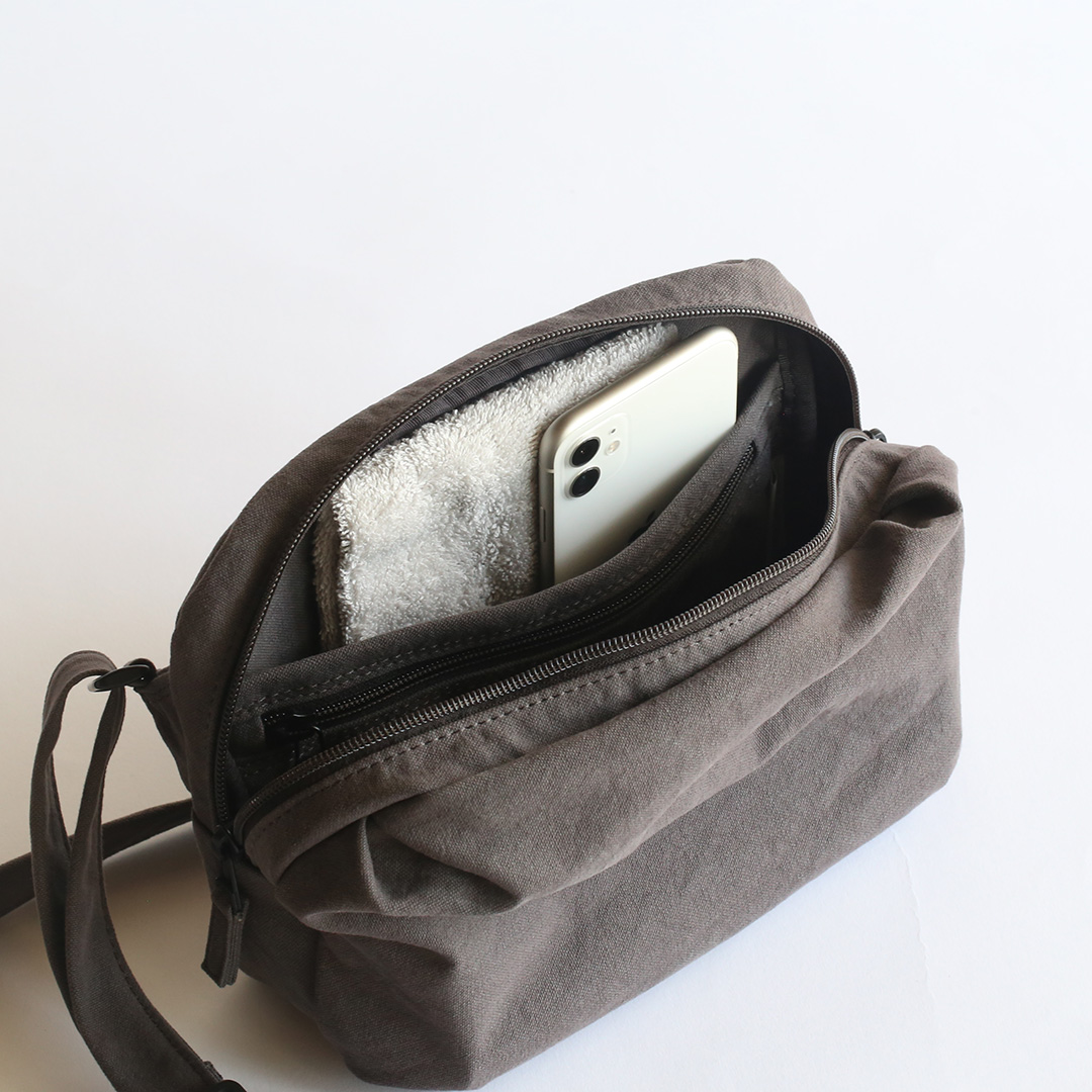 【洗えるカバン】スリングバッグミニ 内装のオープンポケット