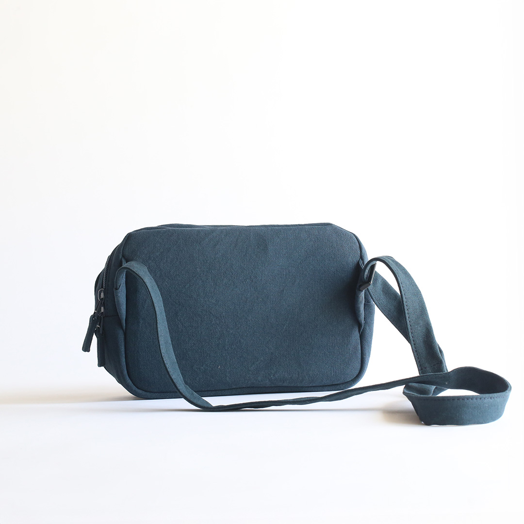 【洗えるカバン】スリングバッグ 後ろ側