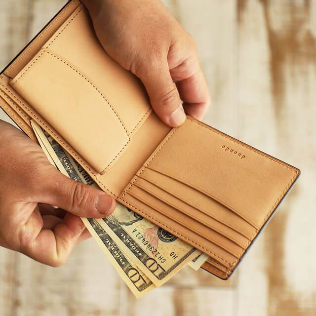 栃木レザー・オイルバケッタの2つ折り財布,内装